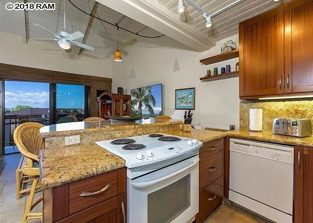 Amazing Honokowi Maui Beach Condos In Lahaina Aparthotel