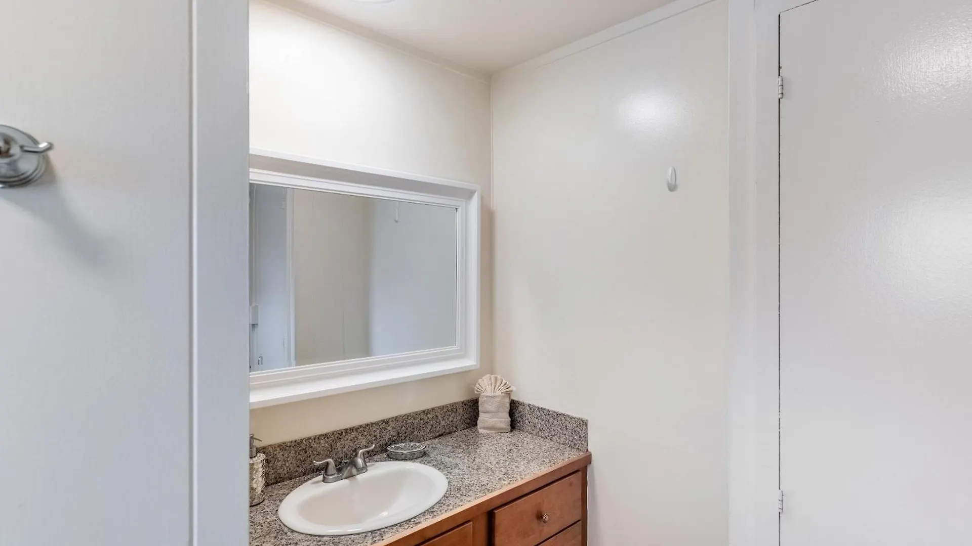 Amazing Honokowi Maui Beach Condos In Lahaina 0*,