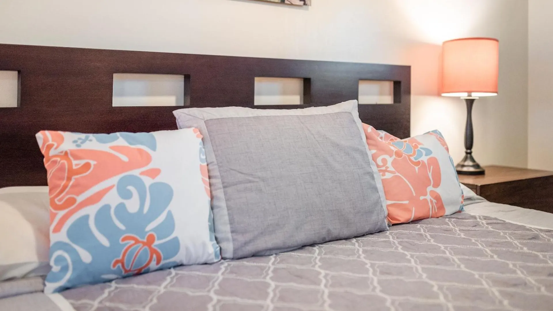 Amazing Honokowi Maui Beach Condos In Lahaina 0*,